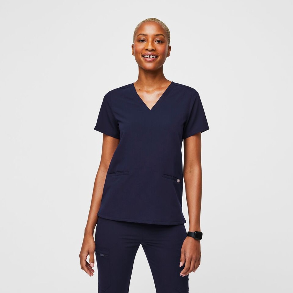 Figs Casma scrub top size small, navy.